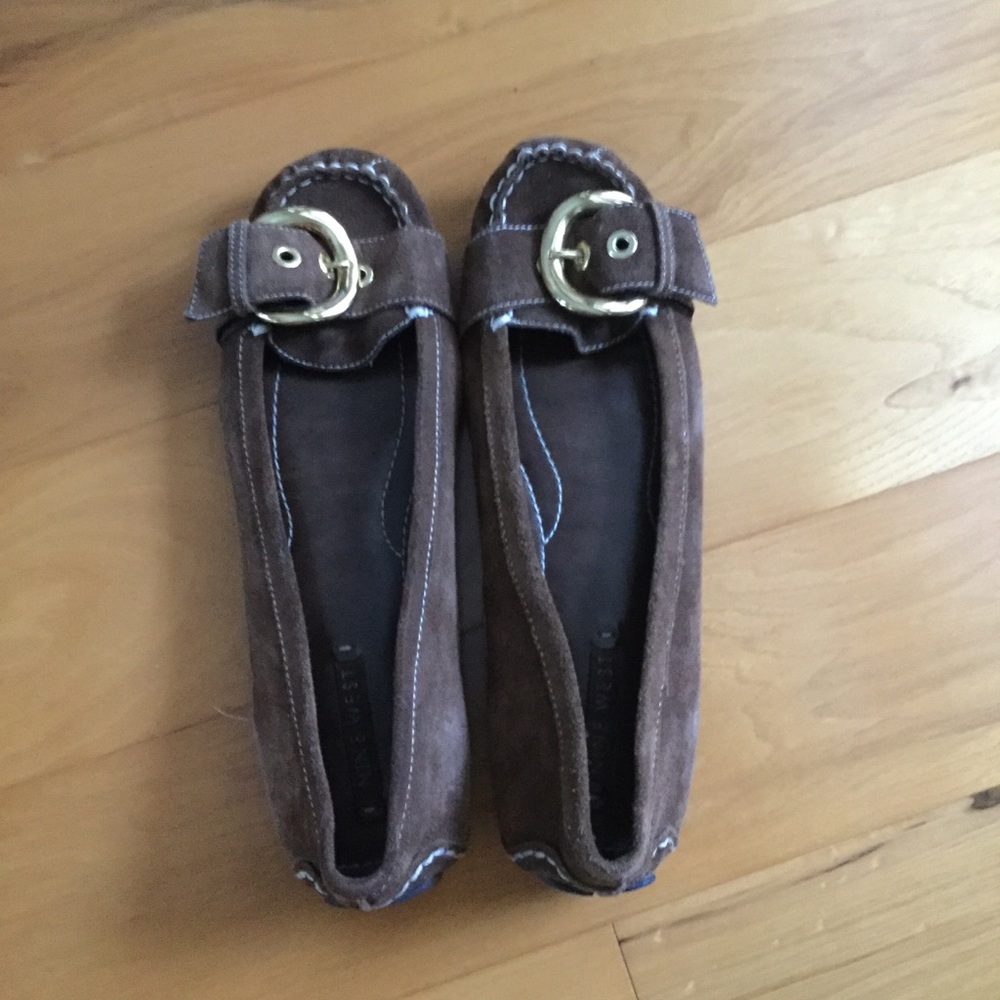 ❗FINAL PRICE DROP $25 Nine West Suede Loafers EUC